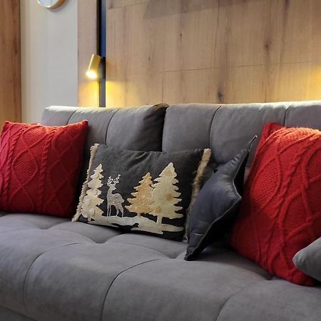 Pinewood Ang Luxurious Apartment A32 보로베츠 외부 사진