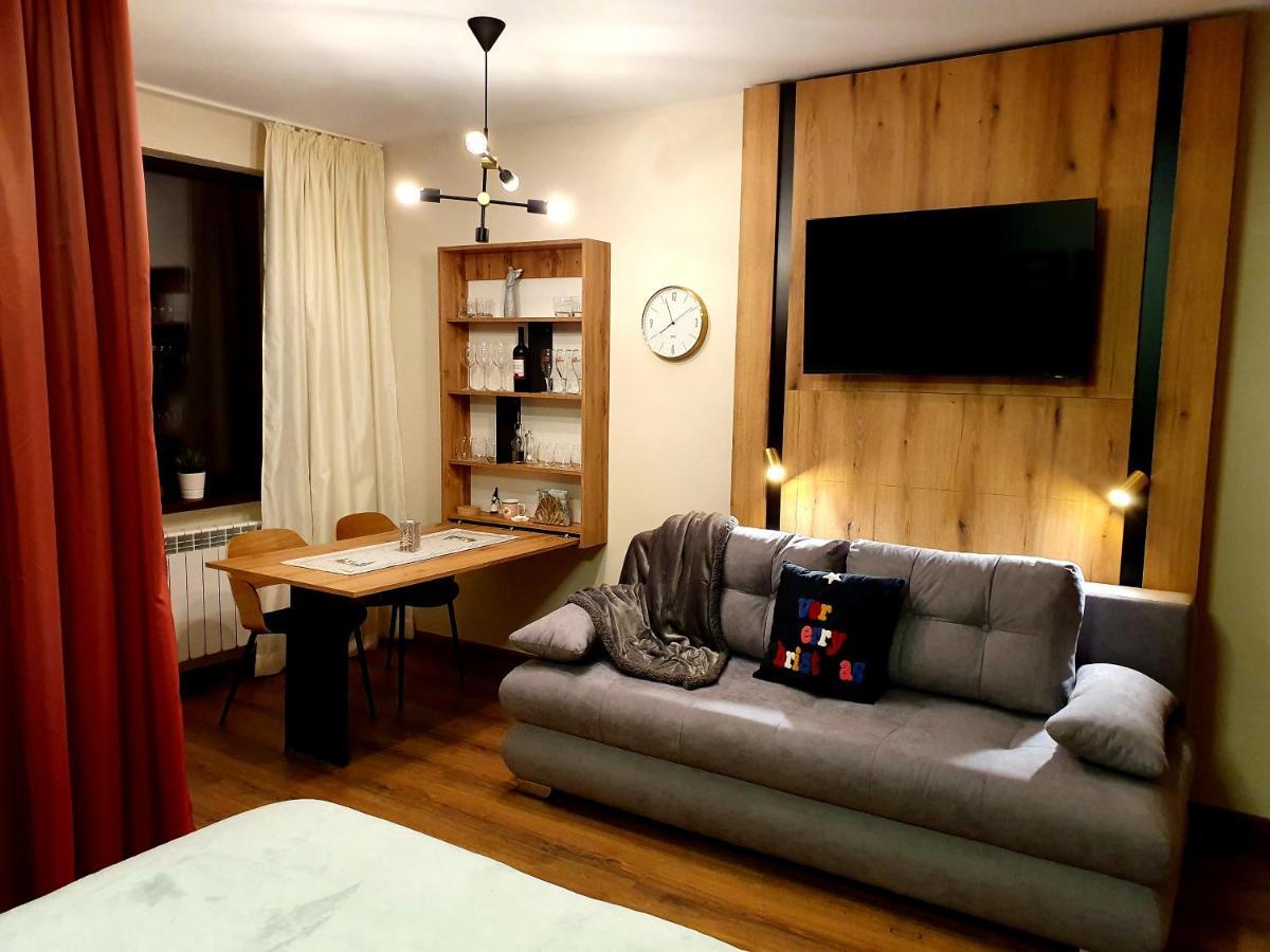 Pinewood Ang Luxurious Apartment A32 보로베츠 외부 사진