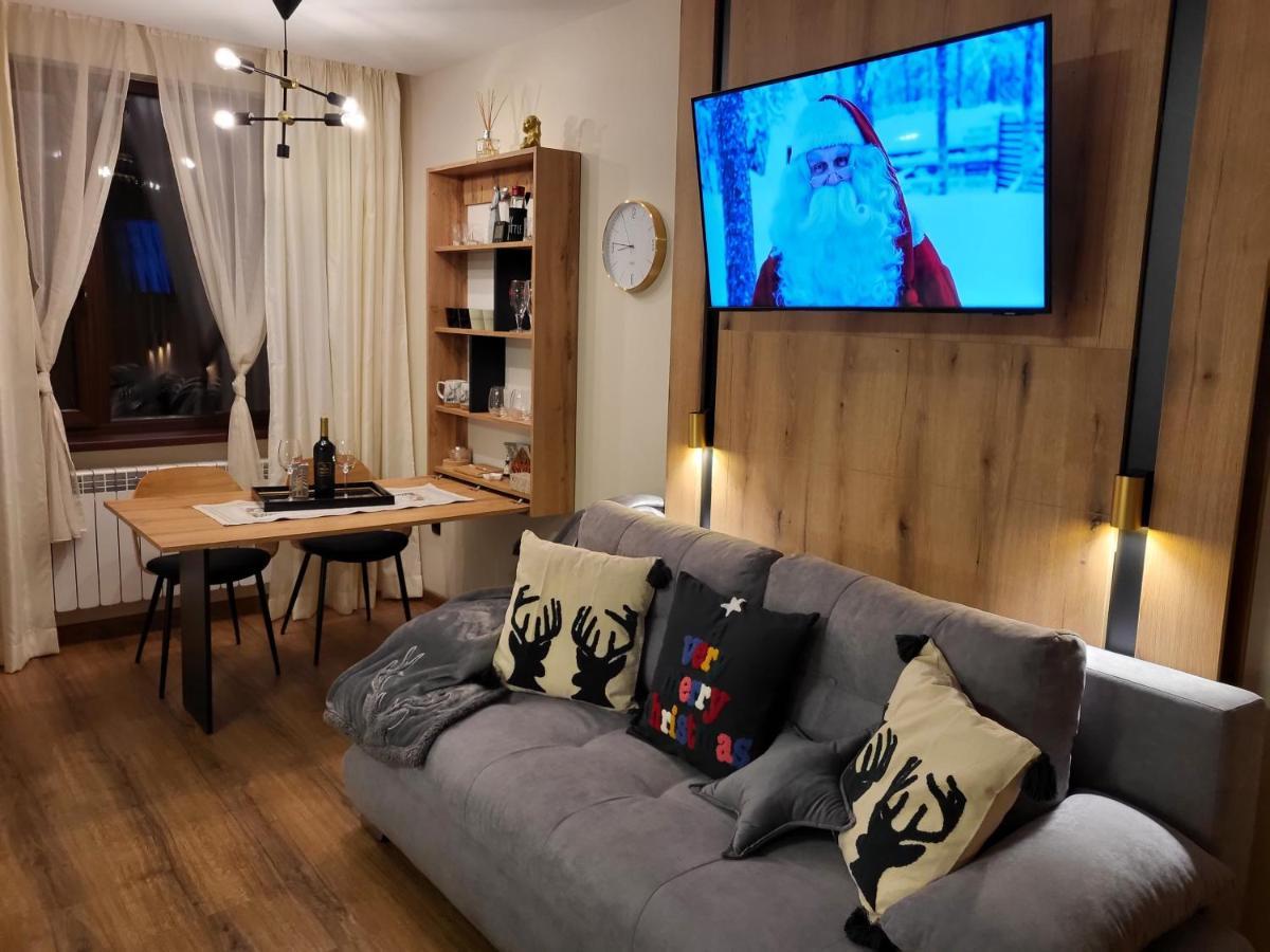 Pinewood Ang Luxurious Apartment A32 보로베츠 외부 사진