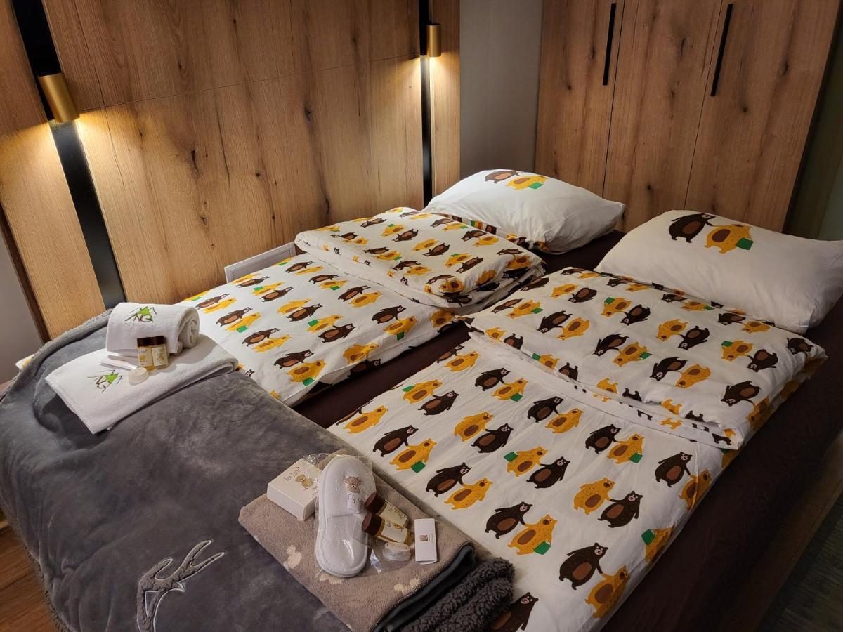Pinewood Ang Luxurious Apartment A32 보로베츠 외부 사진