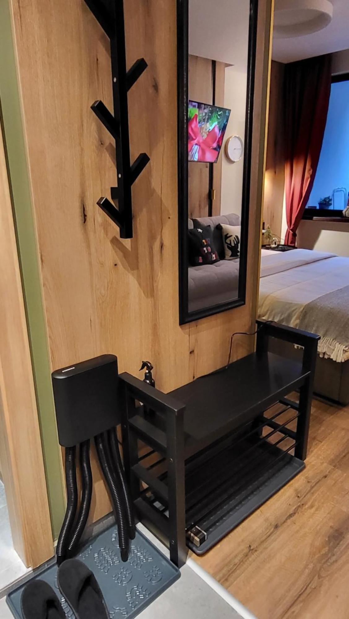 Pinewood Ang Luxurious Apartment A32 보로베츠 외부 사진