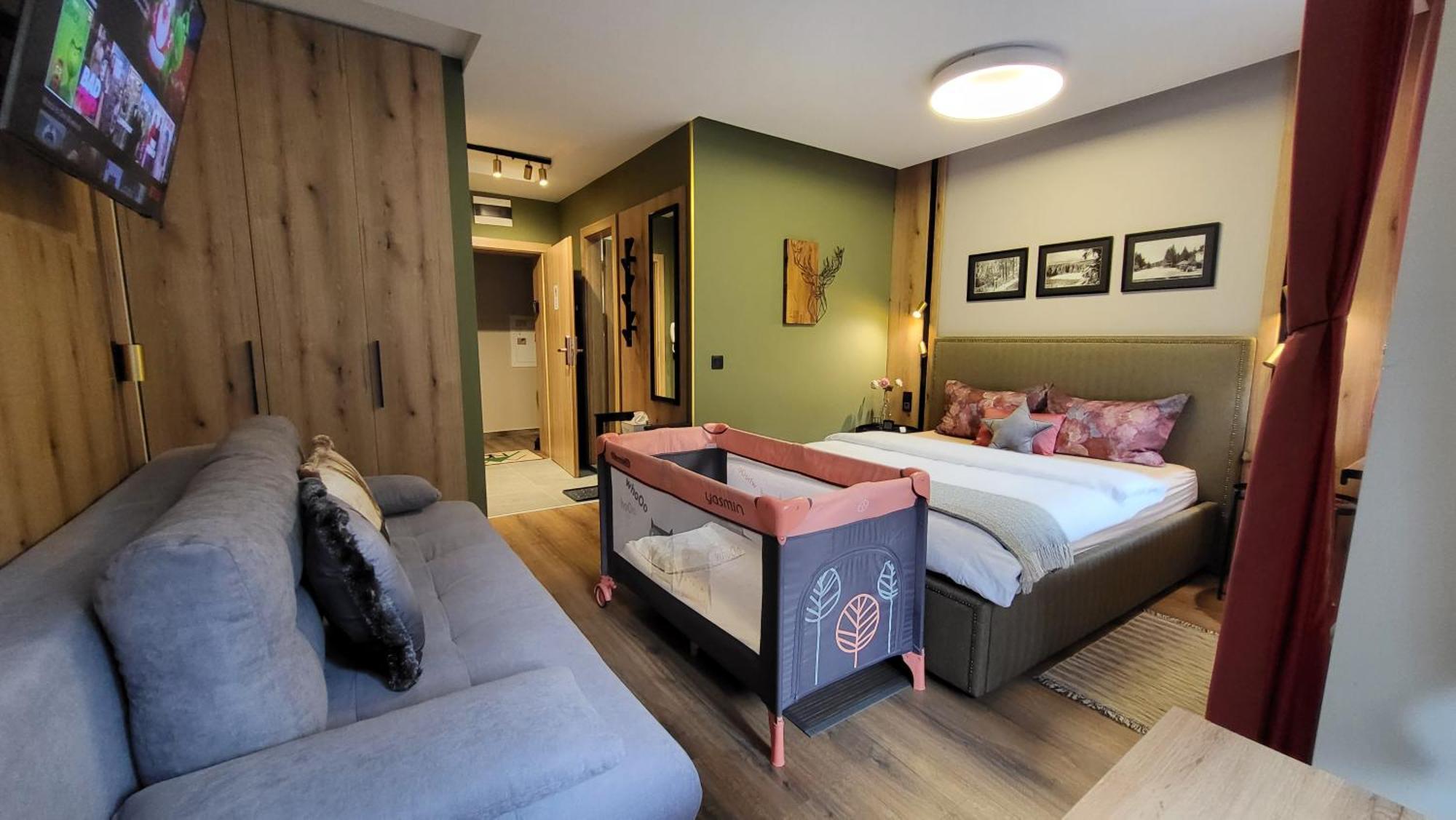 Pinewood Ang Luxurious Apartment A32 보로베츠 외부 사진